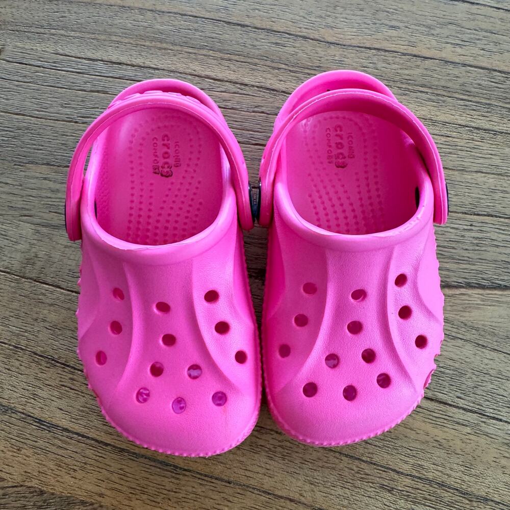 Crocs Hot Pink - Size C6 - Picture 3 of 9